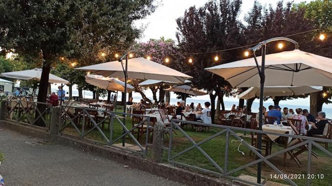 Locanda Da Otello Marta Exteriör bild